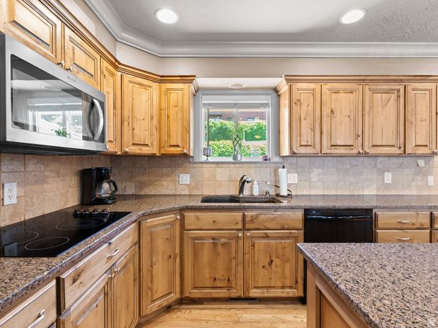 3291 S 300 W, Bountiful, UT 84010