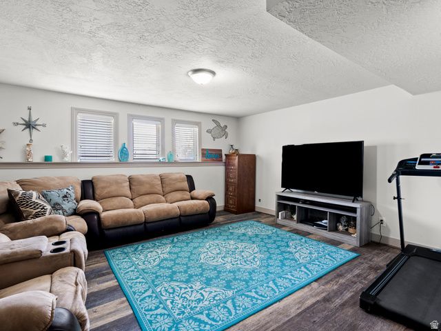 3291 S 300 W, Bountiful, UT 84010