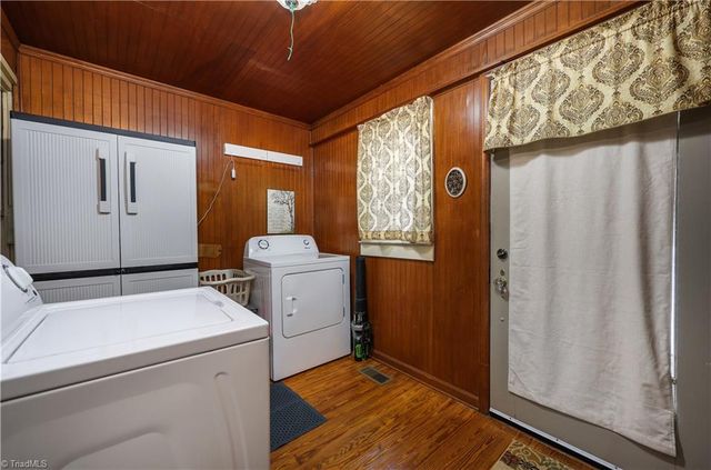 271 N Main Street, Denton, NC 27239