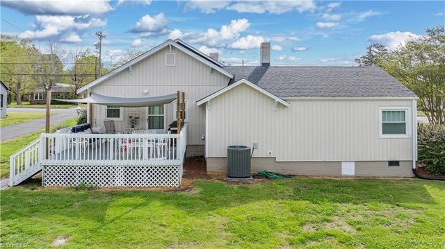 271 N Main Street, Denton, NC 27239
