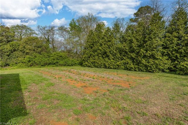 271 N Main Street, Denton, NC 27239