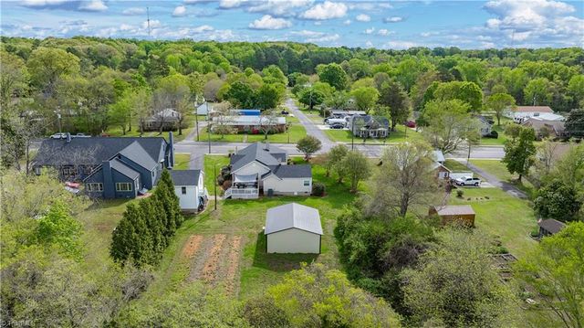 271 N Main Street, Denton, NC 27239