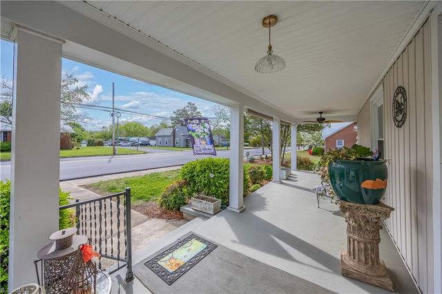 271 N Main Street, Denton, NC 27239