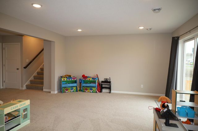 761 Yellowcrest Street SW, Delano, MN 55328