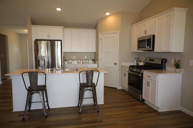 761 Yellowcrest Street SW, Delano, MN 55328