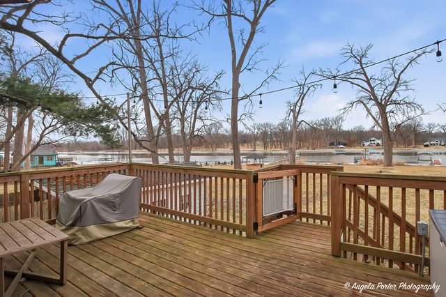 4813 Wildwood Drive, Mchenry, IL 60051