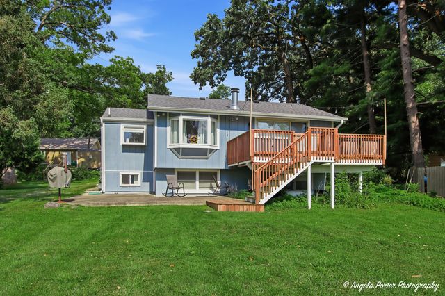 4813 Wildwood Drive, Mchenry, IL 60051