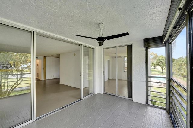 1811 Sabal Palm Drive 203, Davie, FL 33324