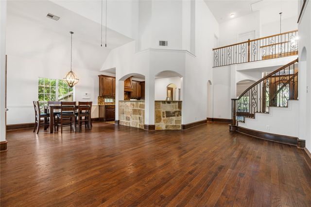 2115 Graystone Ridge Drive, Conroe, TX 77304