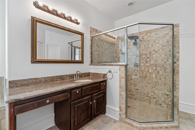2115 Graystone Ridge Drive, Conroe, TX 77304