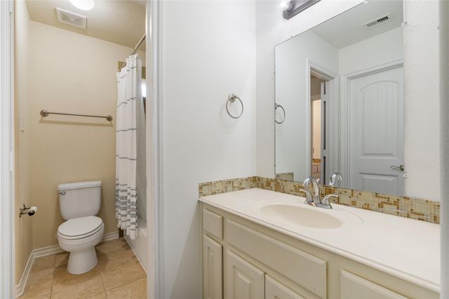 2115 Graystone Ridge Drive, Conroe, TX 77304
