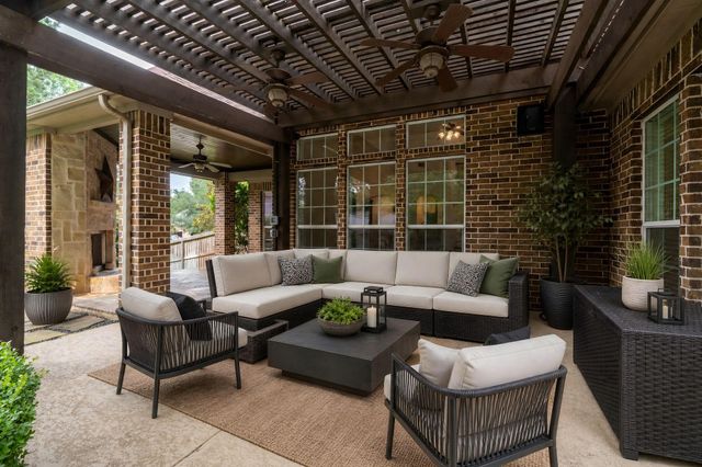 2115 Graystone Ridge Drive, Conroe, TX 77304