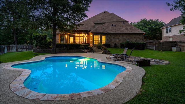 2115 Graystone Ridge Drive, Conroe, TX 77304