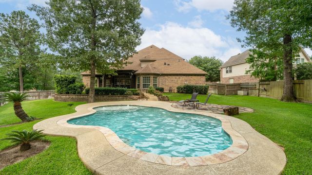 2115 Graystone Ridge Drive, Conroe, TX 77304