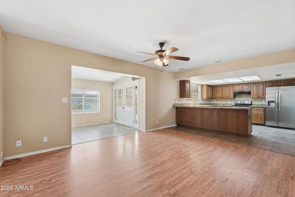 Image 15 of property listing at 1515 E FOUNTAIN Street, Mesa, AZ 85203