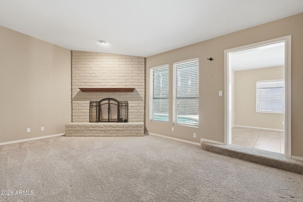 Image 7 of property listing at 1515 E FOUNTAIN Street, Mesa, AZ 85203