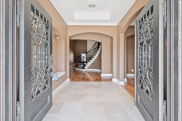 3003 Russell Road, Arlington, TX 76001