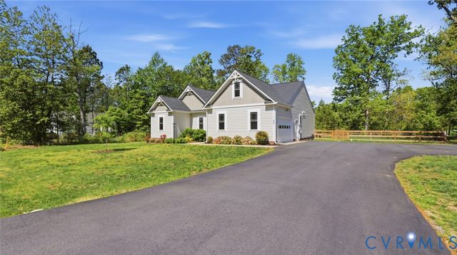 3436 Horseshoe Dr, Quinton, VA 23141