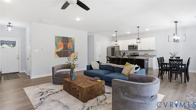 3436 Horseshoe Dr, Quinton, VA 23141