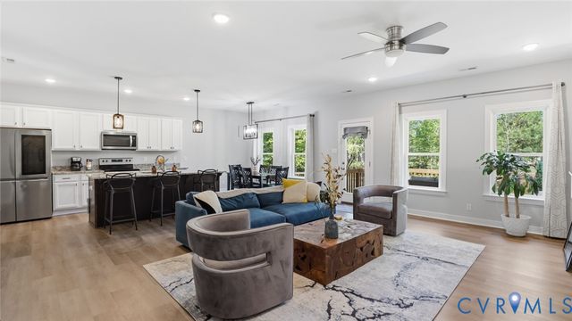 3436 Horseshoe Dr, Quinton, VA 23141