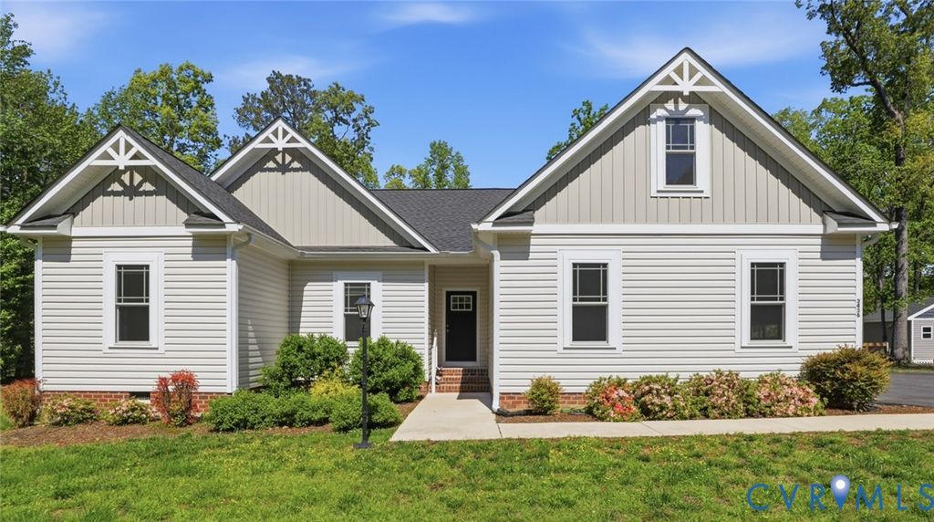 3436 Horseshoe Dr, Quinton, VA 23141