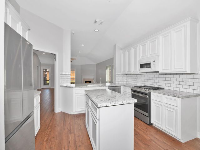 21615 Brookchase Loop, Cypress, TX 77433