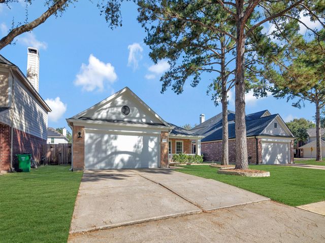 21615 Brookchase Loop, Cypress, TX 77433