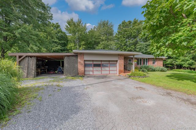 104 Park Place, Saugerties, NY 12477