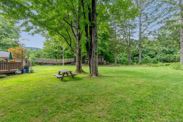 104 Park Place, Saugerties, NY 12477