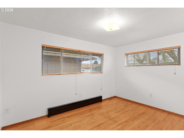 12500 Sw PRINCE ALBERT St, Portland, OR 97224