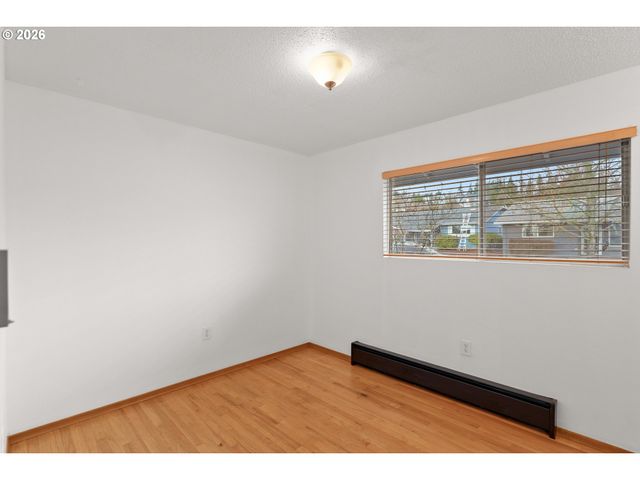 12500 Sw PRINCE ALBERT St, Portland, OR 97224