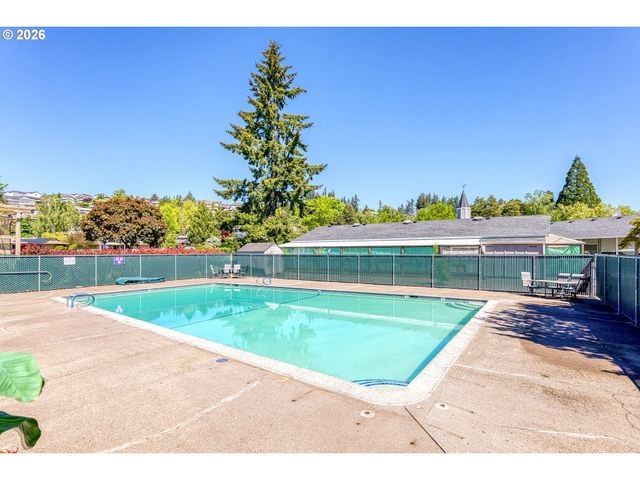 12500 Sw PRINCE ALBERT St, Portland, OR 97224