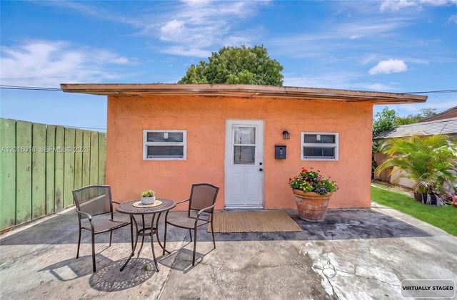 2890 NW 160th Street, Miami Gardens, FL 33054