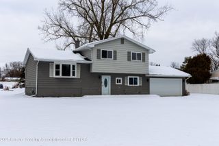 3700 W Holmes Road, Lansing, MI 48911