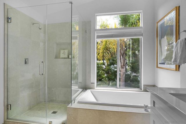 12997 Caminito Bautizo 41, San Diego, CA 92130