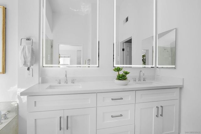 12997 Caminito Bautizo 41, San Diego, CA 92130