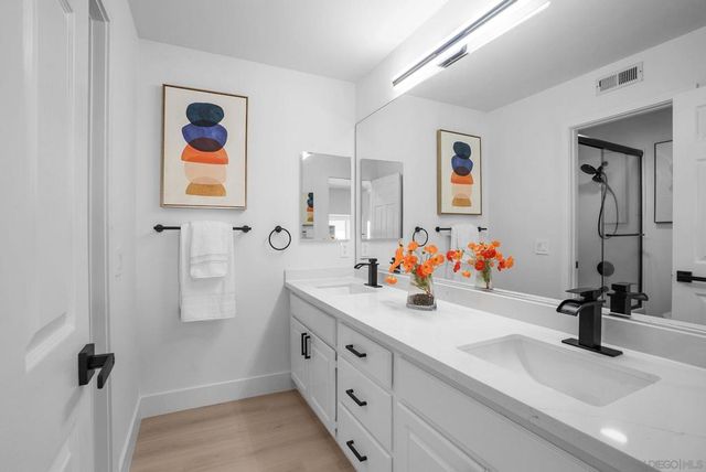 12997 Caminito Bautizo 41, San Diego, CA 92130