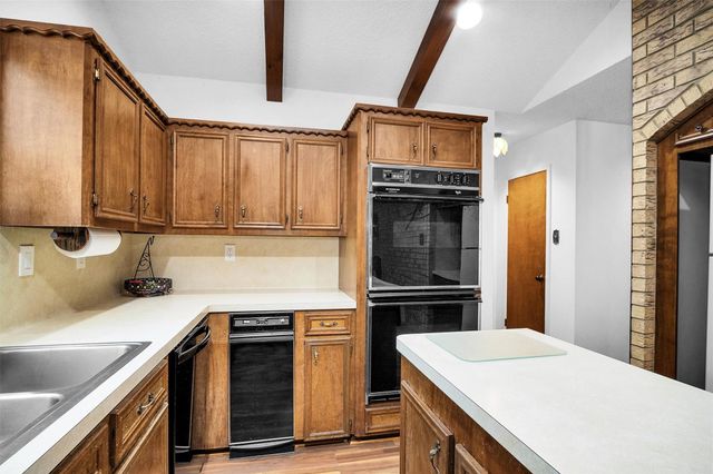 7715 Shadow Lane, Conroe, TX 77304