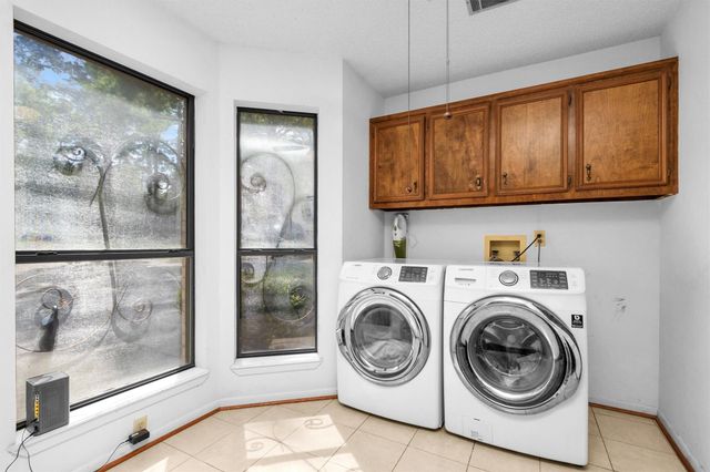 7715 Shadow Lane, Conroe, TX 77304