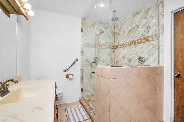 7715 Shadow Lane, Conroe, TX 77304