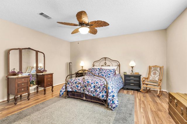 7715 Shadow Lane, Conroe, TX 77304