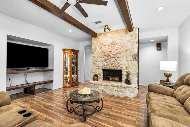 7715 Shadow Lane, Conroe, TX 77304