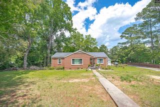 64 Robinson Avenue, Winnsboro, SC 29180