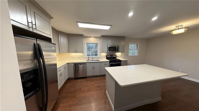 1943 Vicki Lane SE, Atlanta, GA 30316