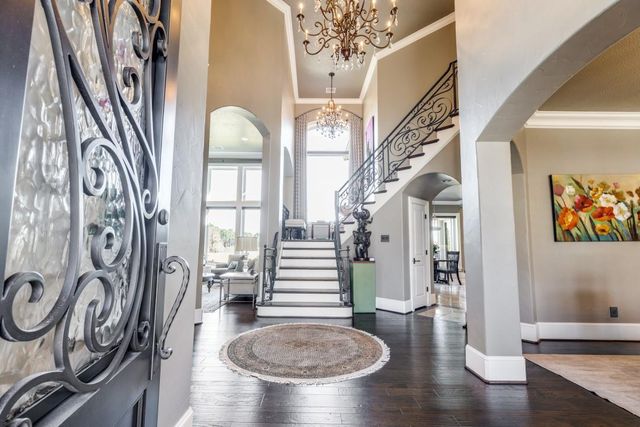 4 Island Green Court, Kingwood, TX 77339