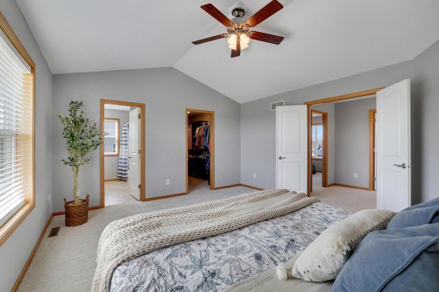 17554 Gerdine Path, Lakeville, MN 55044