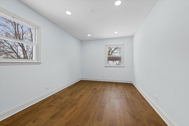 2527 Checker Road, Long Grove, IL 60047