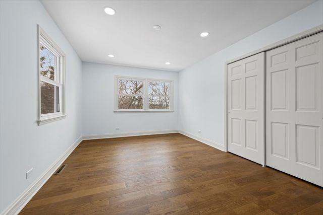 2527 Checker Road, Long Grove, IL 60047