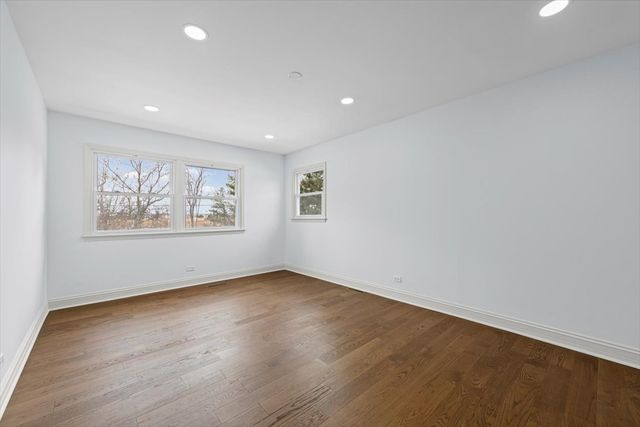 2527 Checker Road, Long Grove, IL 60047