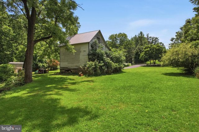 2049 ROUTE 313, Quakertown, PA 18951